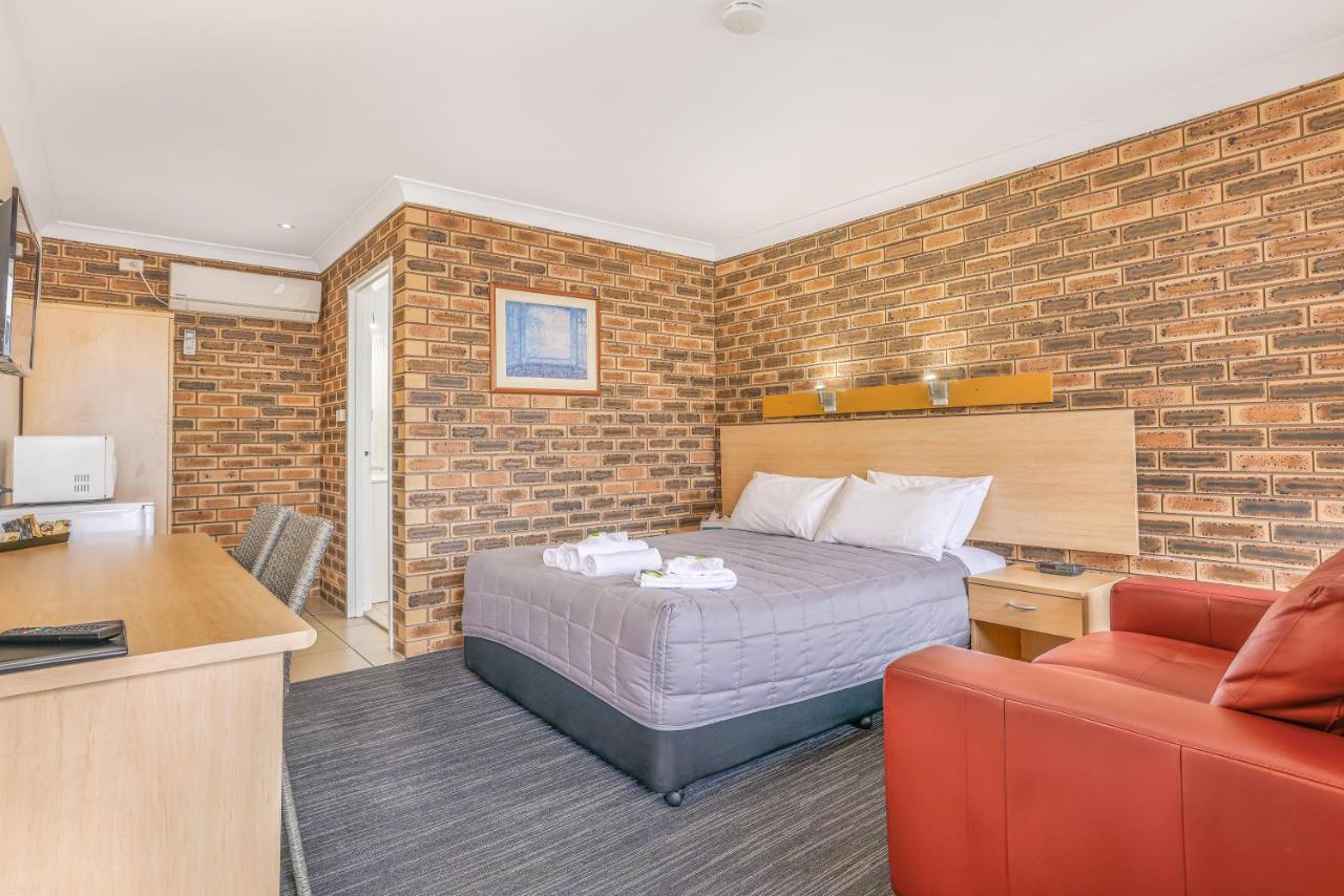 Stagecoach Inn Motel Tamworth Dış mekan fotoğraf