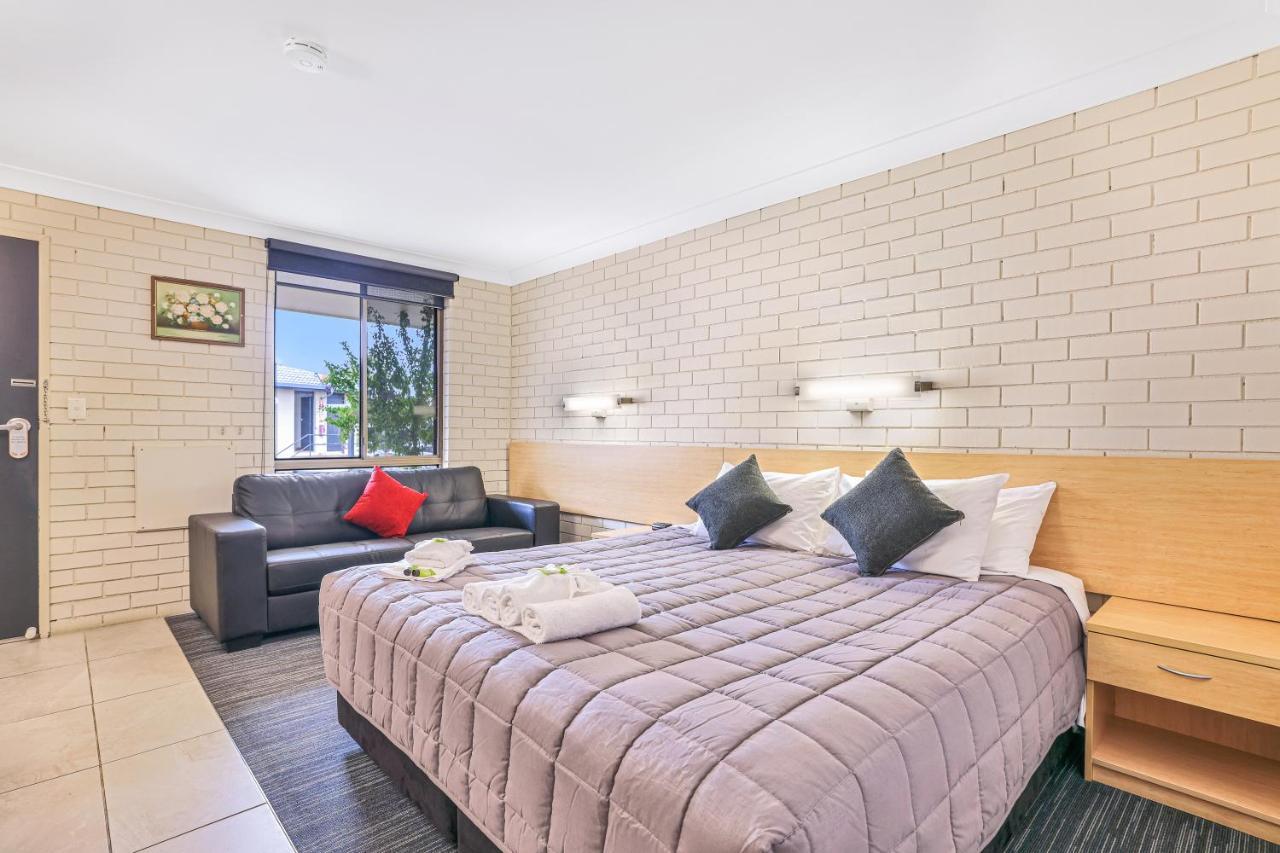 Stagecoach Inn Motel Tamworth Dış mekan fotoğraf